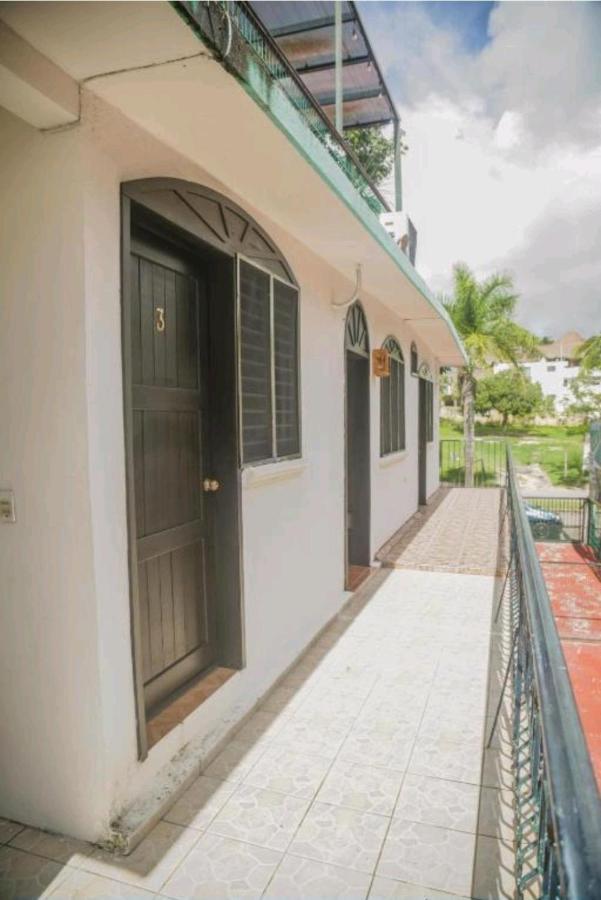 Hotel Maya Antes Navieros Bacalar Exteriér fotografie